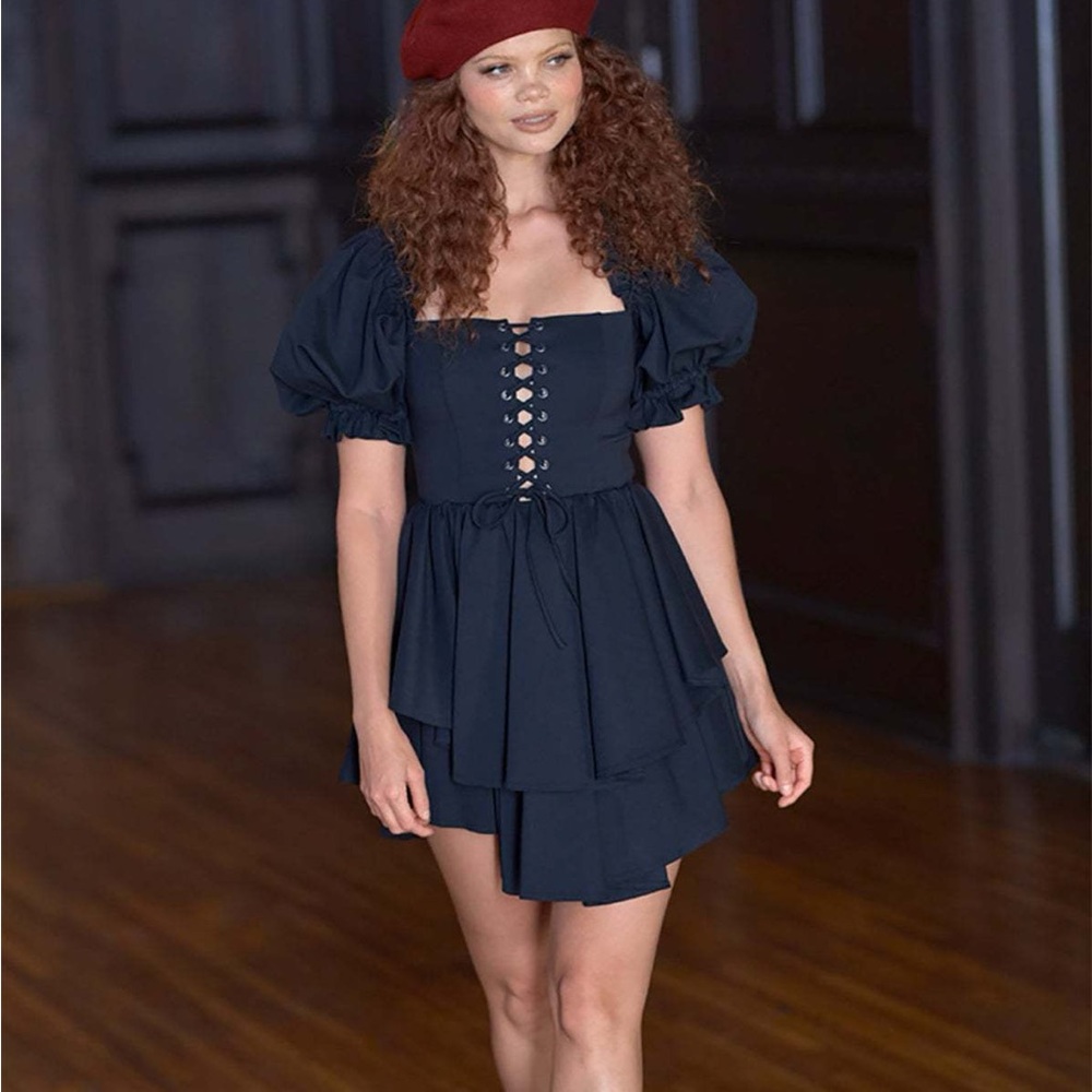 Selkie Caviar Lace Up Party Dress XXL - Picture 2 of 3